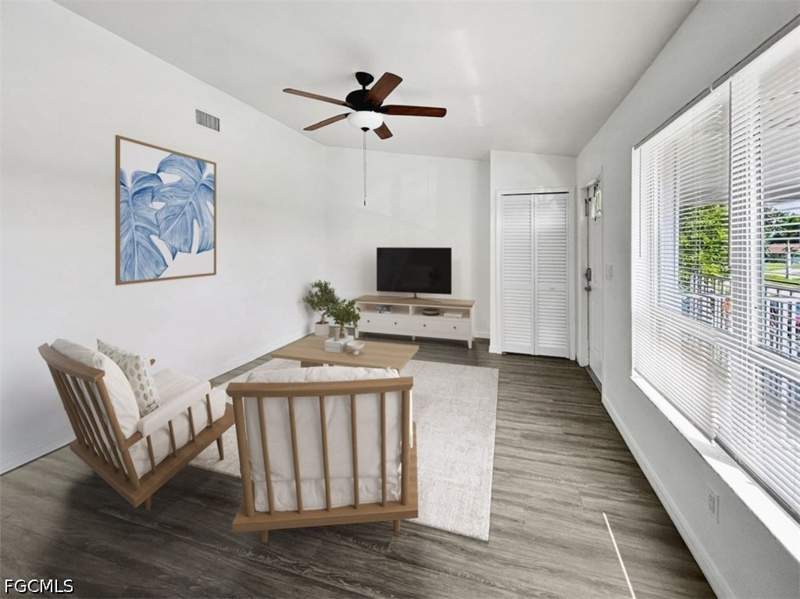 2 bedroom Condominium at 5028 Chiquita Blvd S 201, Parkway Village, Cape Coral — photo 5