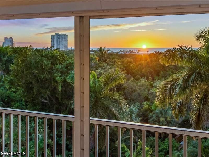 2 bedroom Condominium at 5550 Heron Point Dr 402, St Nicole, Naples — photo 2