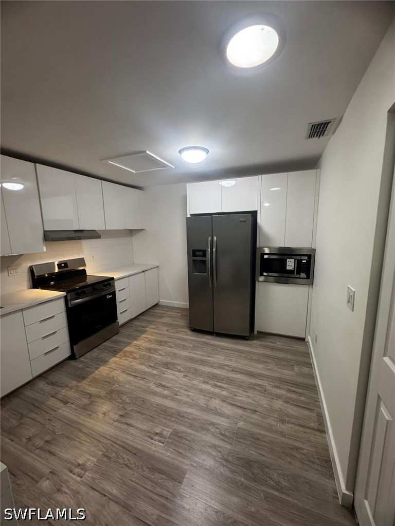 2 bedroom Townhouse at 15466 Crystal Lake Dr, Foxmoor Lakes, North Fort Myers — photo 1