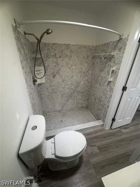 15466 Crystal Lake Dr, North Fort Myers FL - photo 13 of 16