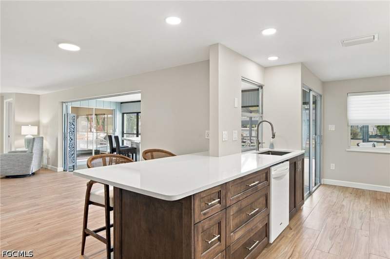 3 bedroom SingleFamilyResidence at 371 Washington Ct, Shell Mound Park, Fort Myers Beach — photo 3
