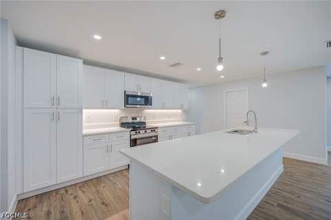 3111 Sunshine Blvd, Lehigh Acres FL - photo 9 of 34