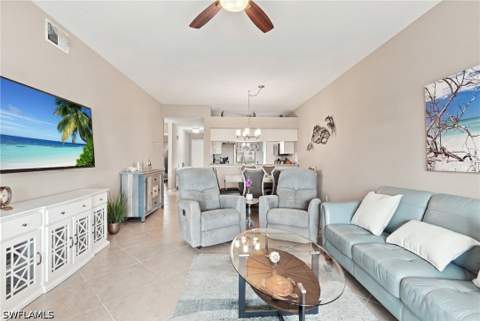 7340 Coventry Ct 818, Naples FL - photo 6 of 30