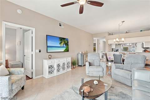 7340 Coventry Ct 818, Naples FL - photo 7 of 30