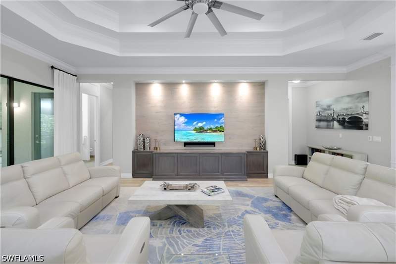 3 bedroom SingleFamilyResidence at 3927 Torrens Ct, Riverstone, Naples — photo 4