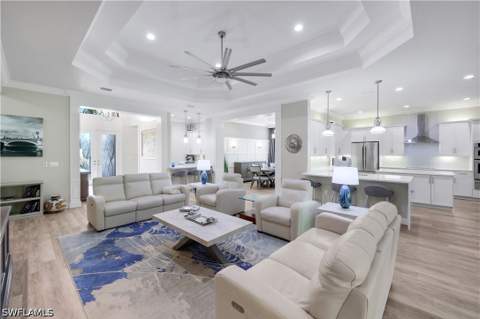 3927 Torrens Ct, Naples FL - photo 7 of 50