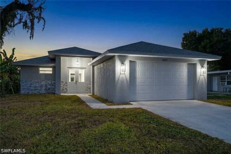 3 bedroom SingleFamilyResidence at 3027 2nd St, Barden Subdivision, Fort Myers — photo 1