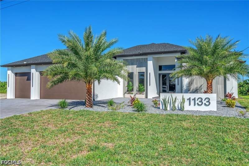 4 bedroom SingleFamilyResidence at 1133 SW 1st Ter, Cape Coral, Cape Coral — photo 2