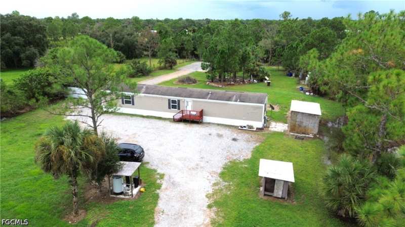 3 bedroom ManufacturedHome at 536 Montura Ave, Montura Ranch Estates, Clewiston — photo 1