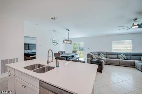 420 Paddock St, Lehigh Acres FL - photo 8 of 34