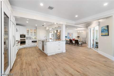 237 Bayfront Dr, Bonita Springs FL - photo 7 of 47