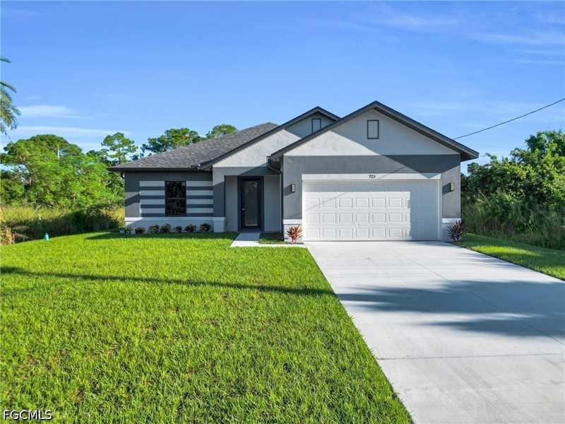 4 bedroom SingleFamilyResidence at 971 Chadwick Ave, Lehigh Acres, Lehigh Acres — photo 1