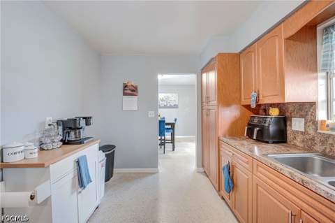 501 Parkside St, Lehigh Acres FL - photo 10 of 29