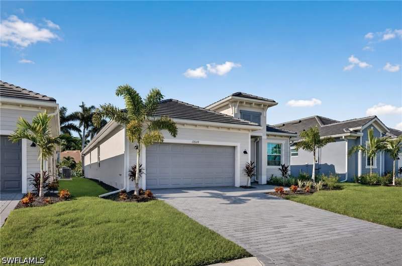 4 bedroom SingleFamilyResidence at 15712 Raveneli Ct, Sandy Key, Fort Myers — photo 2