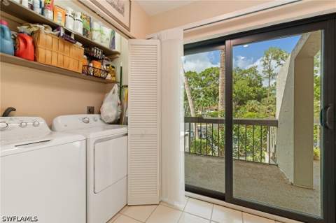1798 Kings Lake Blvd 203, Naples FL - photo 8 of 31
