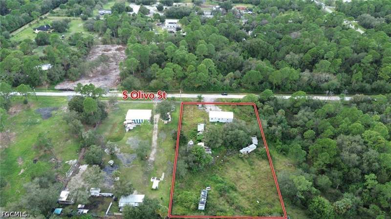 3 bedroom ManufacturedHome at 135 S Olivo St, Montura Ranch Estates, Clewiston — photo 5