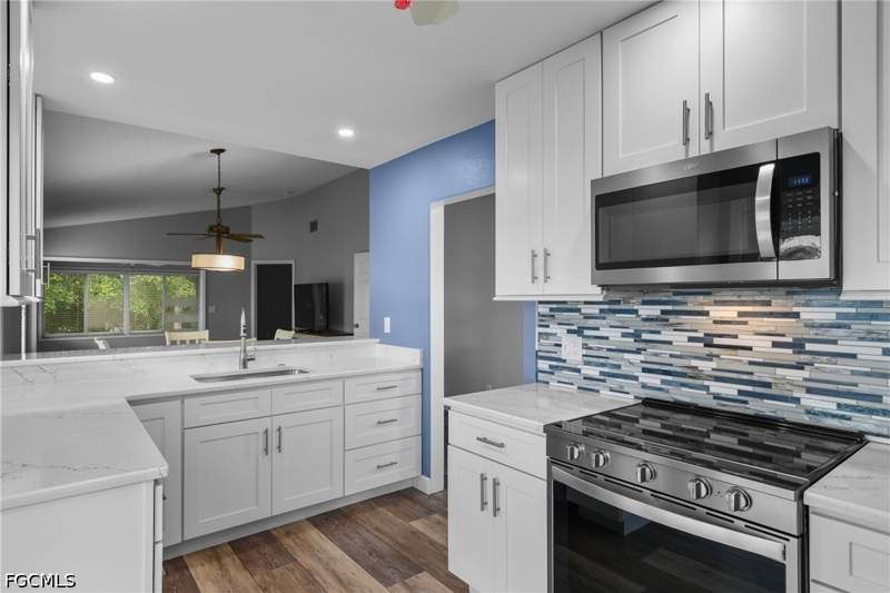 3 bedroom Detached at 14638 Sagamore Ct, Sagamore Court, Fort Myers — photo 4