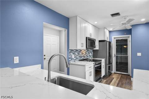 14638 Sagamore Ct, Fort Myers FL - photo 7 of 39