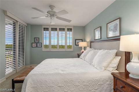 17 Bluebill Ave 203, Naples FL - photo 6 of 12