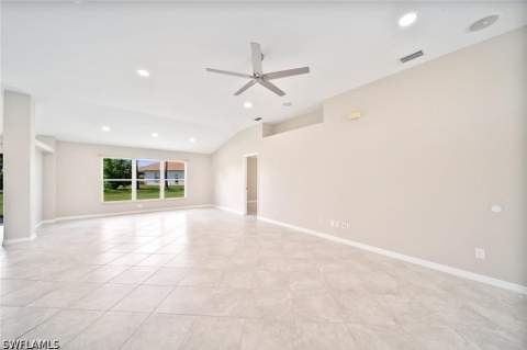 4601 Varsity Cir, Lehigh Acres FL - photo 6 of 32