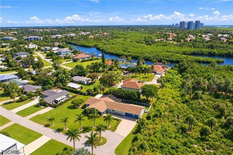 3 bedroom SingleFamilyResidence at 4973 Royal Palm Dr, Estero River Heights, Estero — photo 1