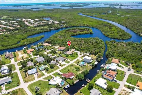 4973 Royal Palm Dr, Estero FL - photo 6 of 59