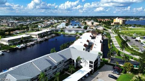 4230 SE 20th Pl Unit # 303, Cape Coral FL - photo 8 of 43