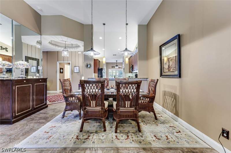 3 bedroom Attached at 6928 Lone Oak Blvd, Walden Shores, Naples — photo 4