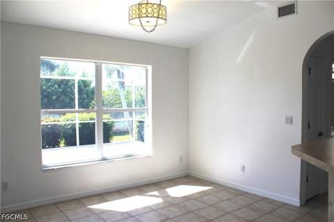 140 SW 31st St, Cape Coral FL - photo 9 of 26