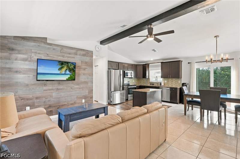 3 bedroom SingleFamilyResidence at 8470 Butternut Rd, San Carlos Park, Fort Myers — photo 2