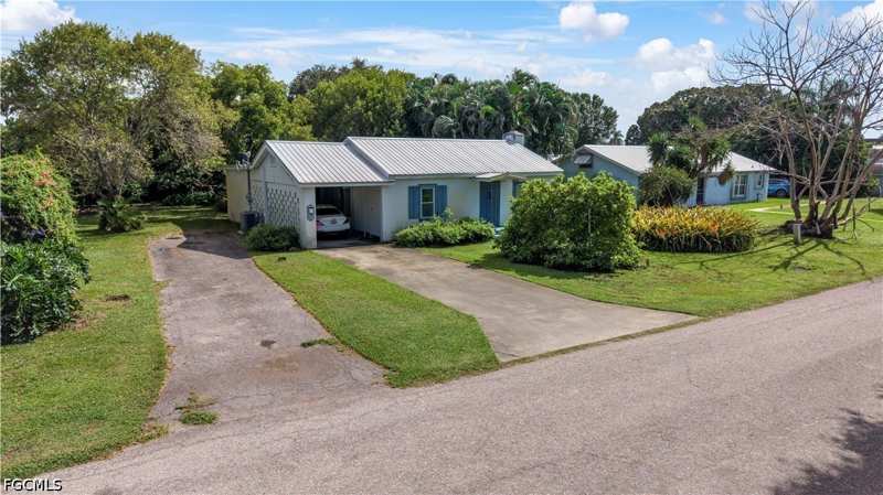 2 bedroom SingleFamilyResidence at 426 W Crescent Dr, Clewiston, Clewiston — photo 1