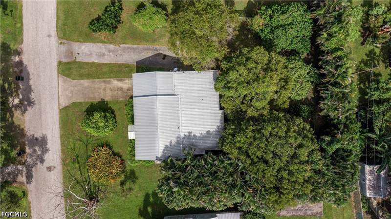 2 bedroom SingleFamilyResidence at 426 W Crescent Dr, Clewiston, Clewiston — photo 2