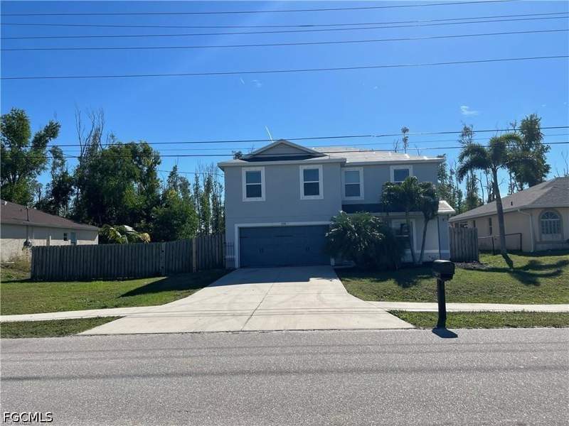3 bedroom SingleFamilyResidence at 2208 SW 32nd St, Cape Coral, Cape Coral — photo 3