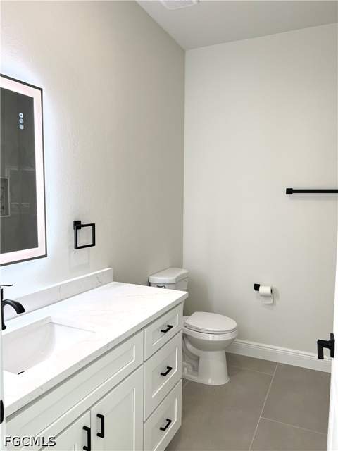 422 Eisenhower Blvd, Lehigh Acres FL - photo 13 of 14