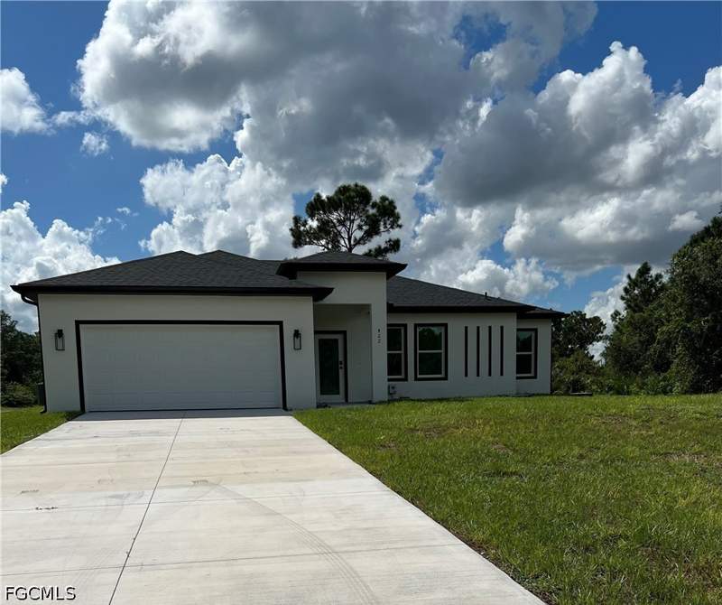 4 bedroom SingleFamilyResidence at 422 Eisenhower Blvd, Lehigh Acres, Lehigh Acres — photo 3