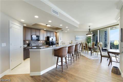 3426 Hancock Bridge Pkwy 704, North Fort Myers FL - photo 7 of 32