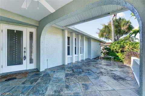 304 SW 43rd Ln, Cape Coral FL - photo 6 of 51