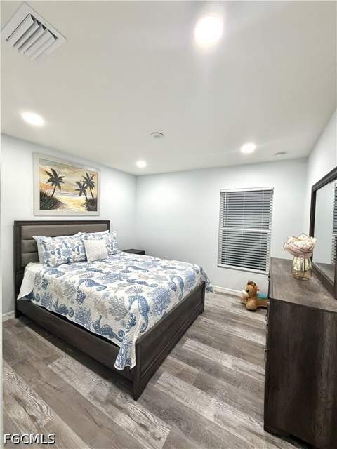 1027 NE 32nd Ln, Cape Coral FL - photo 9 of 54