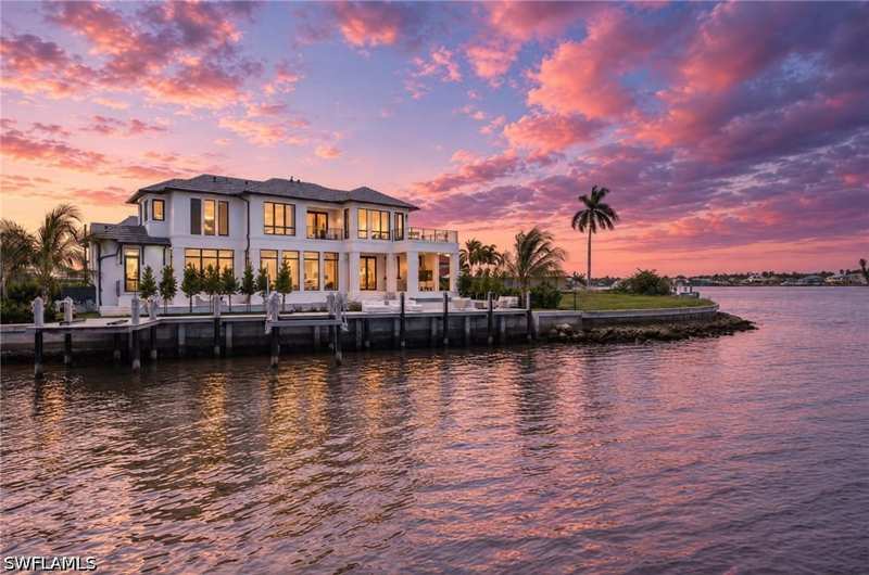 5 bedroom SingleFamilyResidence at 1305 Marlin Dr, Royal Harbor, Naples — photo 1