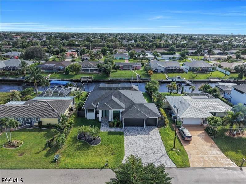 4 bedroom SingleFamilyResidence at 1312 SE 23rd St, Cape Coral, Cape Coral — photo 4
