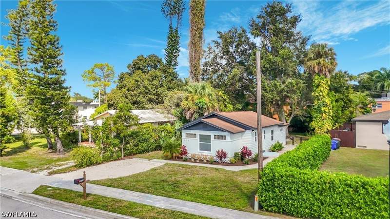3 bedroom SingleFamilyResidence at 1915 Hill Ave, Fort Myers, Fort Myers — photo 3