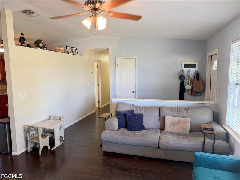 3 bedroom SingleFamilyResidence at 1822 SW 2nd Ave, Cape Coral, Cape Coral — photo 5
