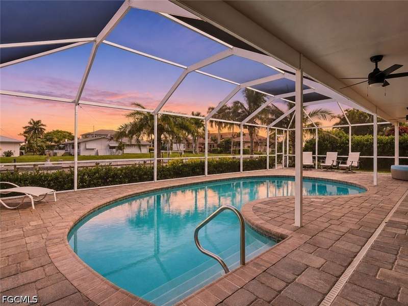 3 bedroom SingleFamilyResidence at 5001 Sorrento Ct, Cape Coral, Cape Coral — photo 5