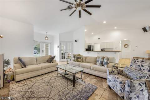 3809 Agualinda Blvd, Cape Coral FL - photo 12 of 25