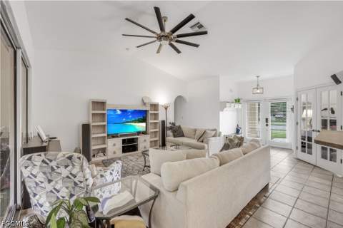 3809 Agualinda Blvd, Cape Coral FL - photo 6 of 25