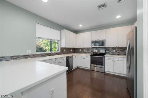 8972 Cypress Preserve Pl, Fort Myers FL - photo 11 of 47