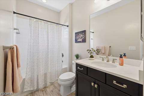 7614 Cypress Walk Dr, Fort Myers FL - photo 11 of 38