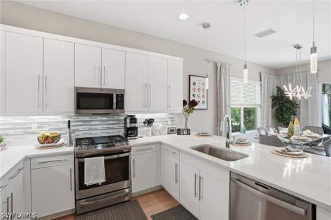11394 Jacaranda Dr, Naples FL - photo 19 of 50