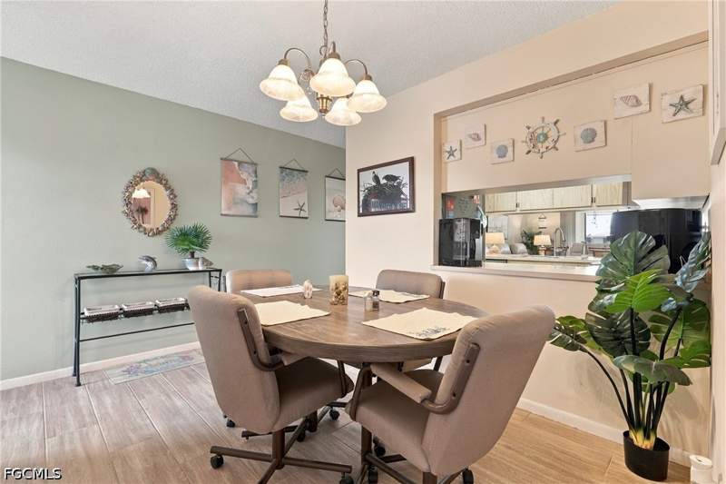 2 bedroom Condominium at 1220 SE 46th St 112, Dockside Condo, Cape Coral — photo 2