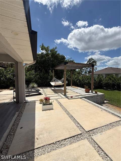 17404 Butler Rd, Fort Myers FL - photo 9 of 38